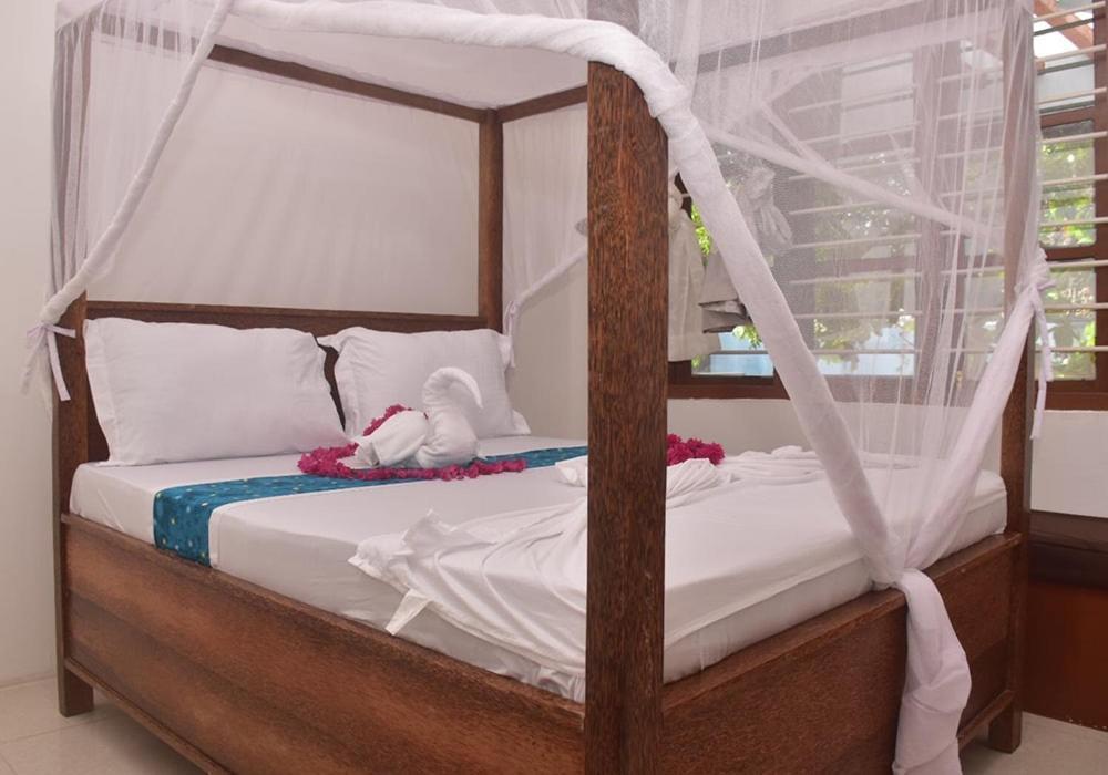 Utulivu Bungalow Nungwi Exteriör bild