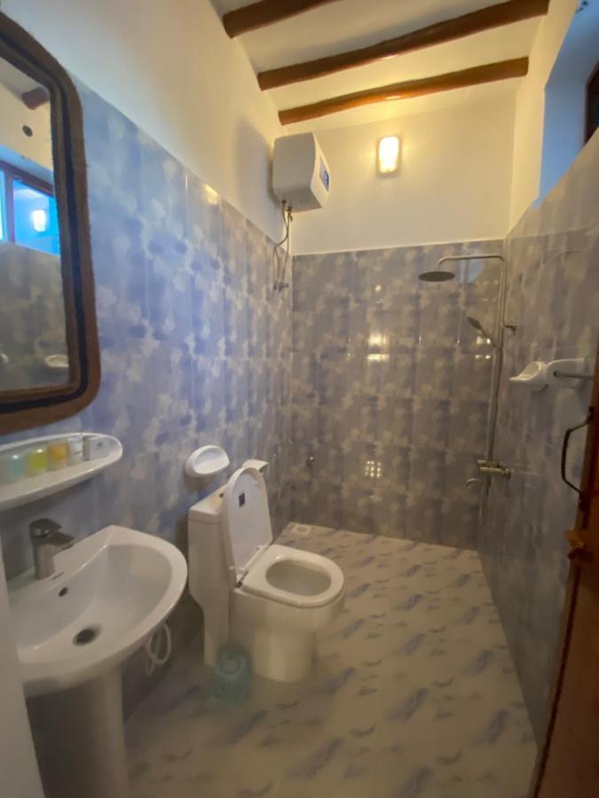 Utulivu Bungalow Nungwi Exteriör bild