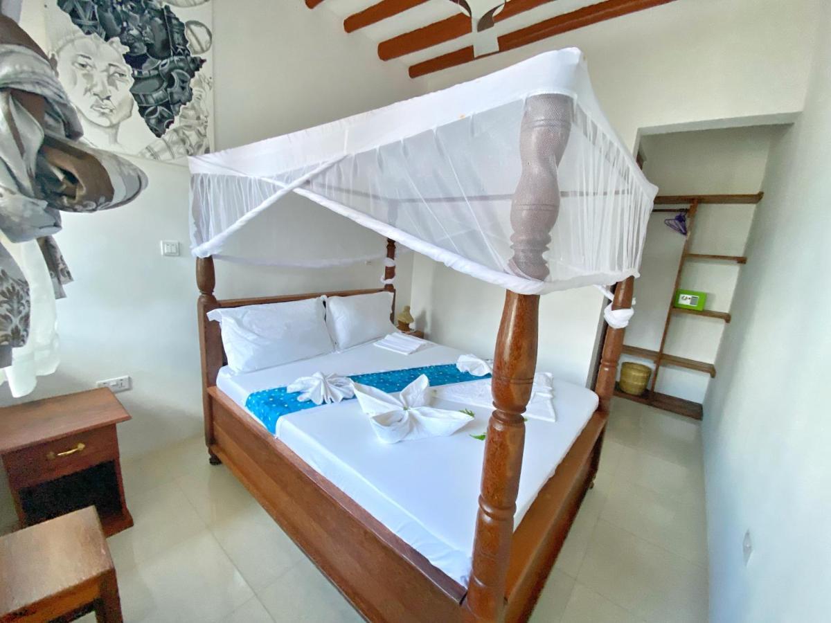 Utulivu Bungalow Nungwi Exteriör bild