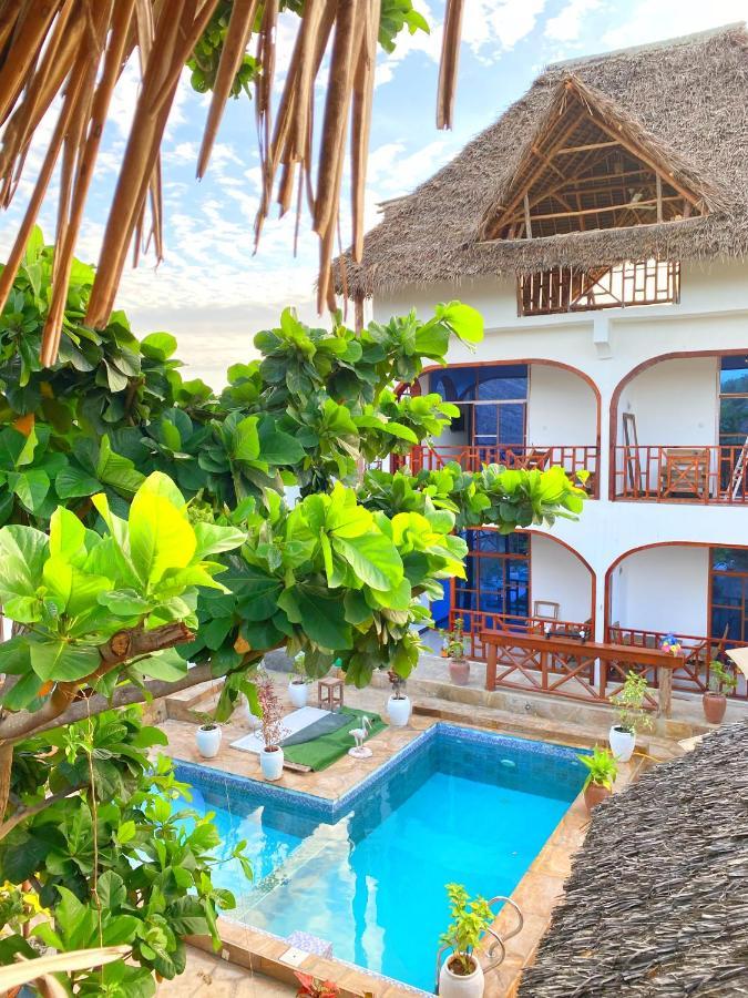 Utulivu Bungalow Nungwi Exteriör bild