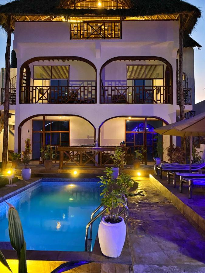 Utulivu Bungalow Nungwi Exteriör bild