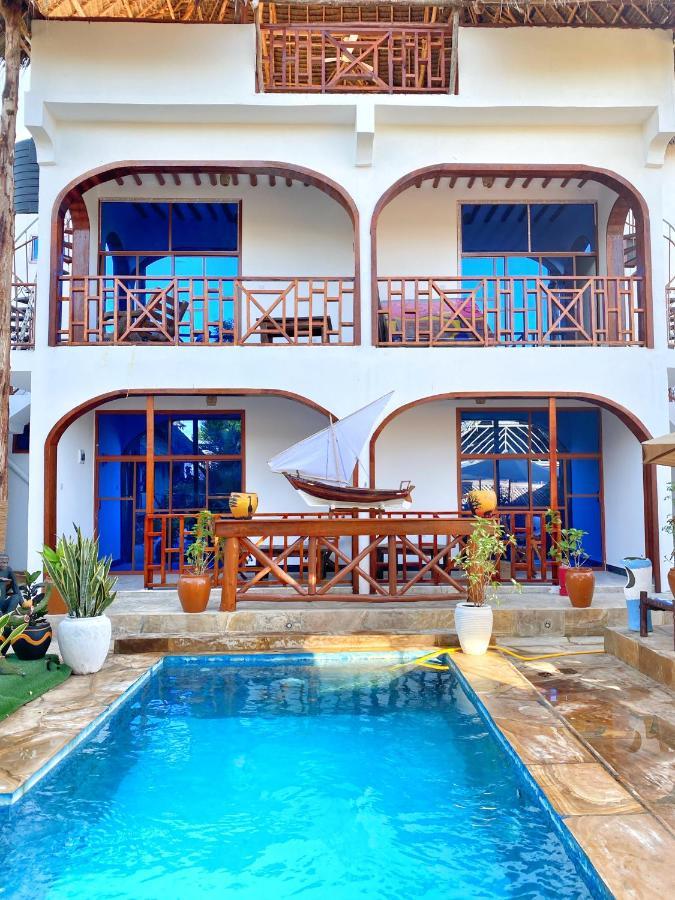 Utulivu Bungalow Nungwi Exteriör bild