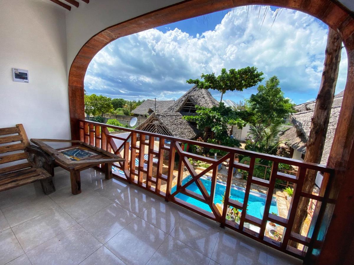 Utulivu Bungalow Nungwi Exteriör bild