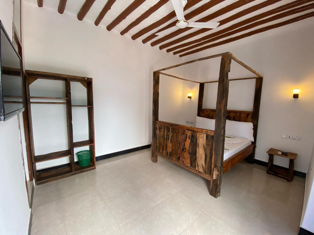 Utulivu Bungalow Nungwi Exteriör bild